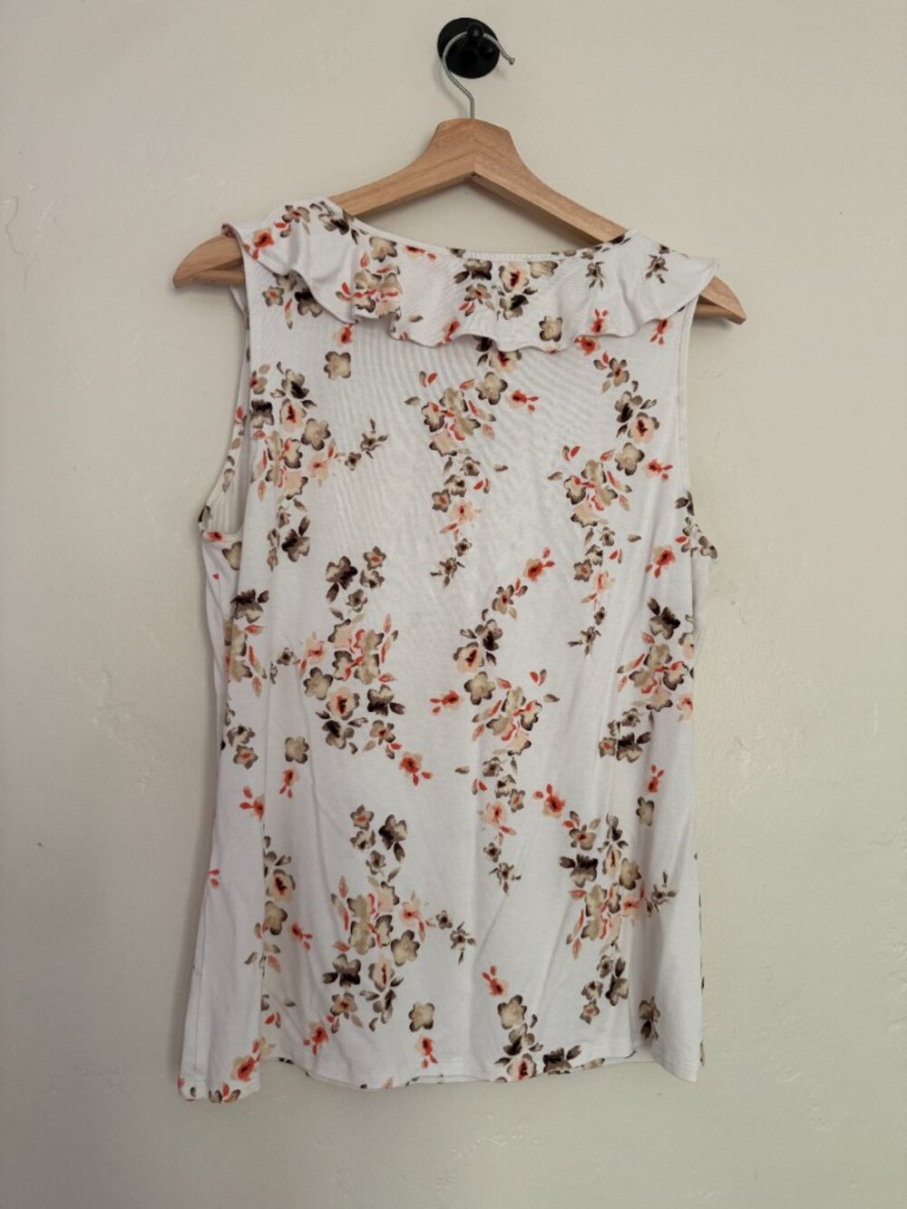WHBM Floral Ruffle-Neck Tank - Picture 2 of 3